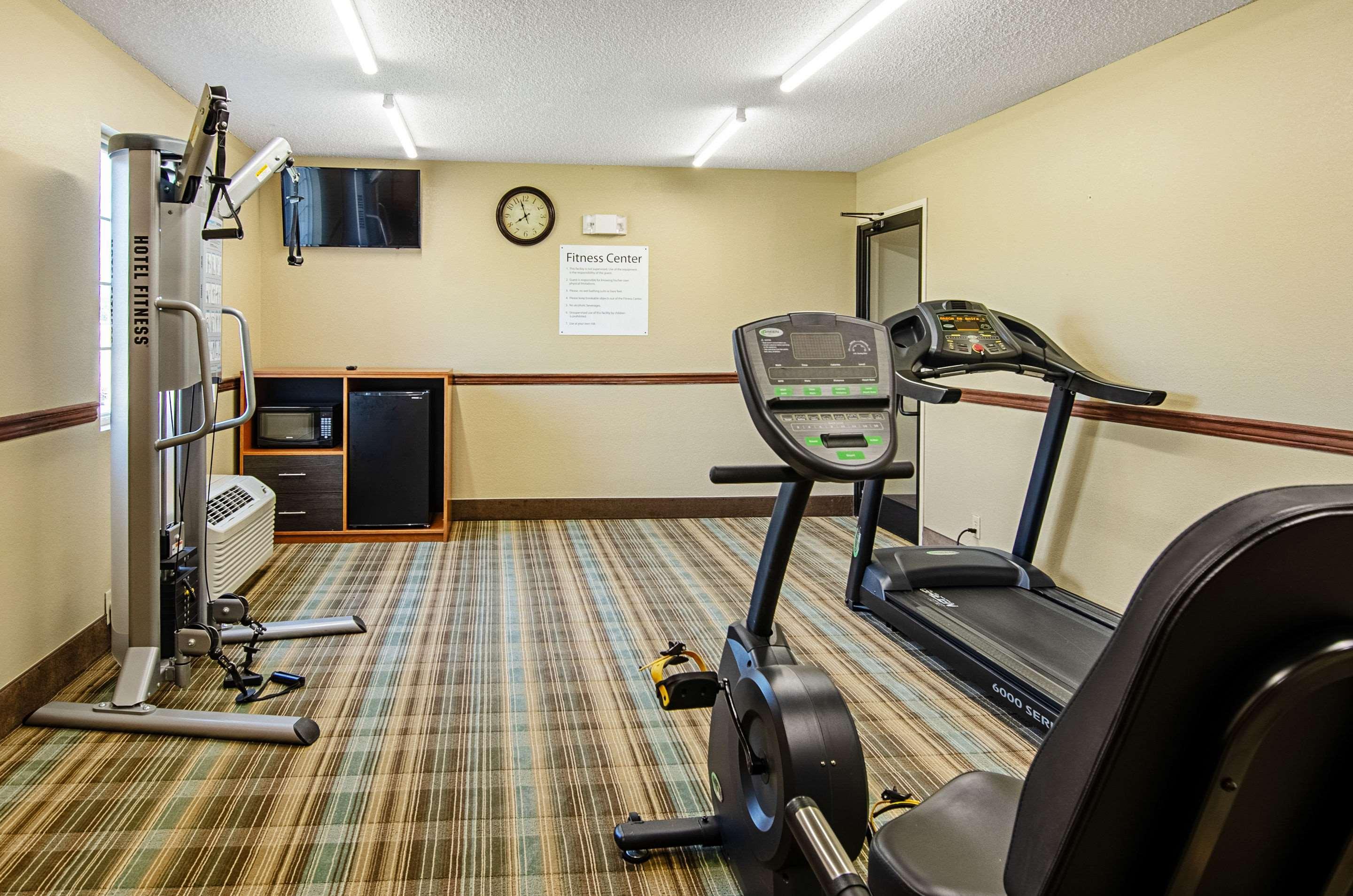 Quality Inn & Suites I-81 Exit 7 Bristol Buitenkant foto