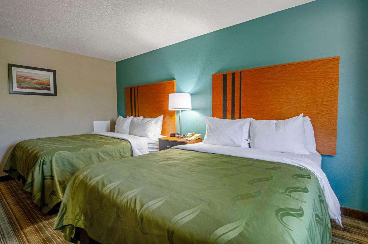 Quality Inn & Suites I-81 Exit 7 Bristol Buitenkant foto